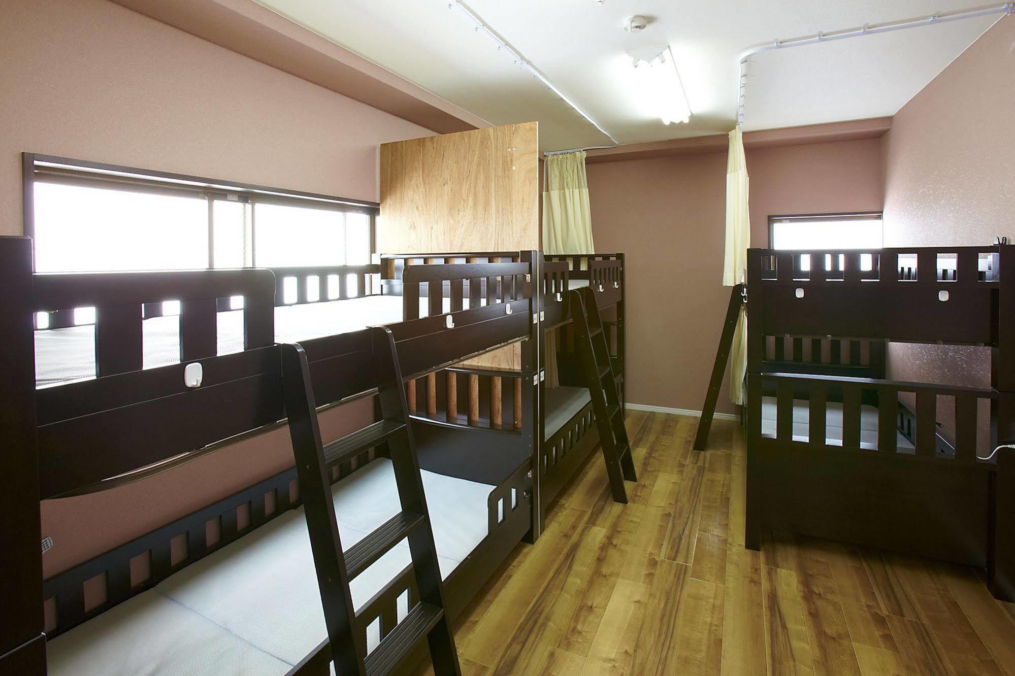 Bonfire Hostel Осака Экстерьер фото